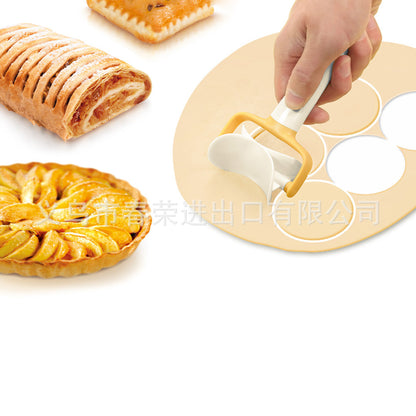 3-piece set of cookie molder, plastic dough roller, cookie cutter, baking utensils, cake tools
