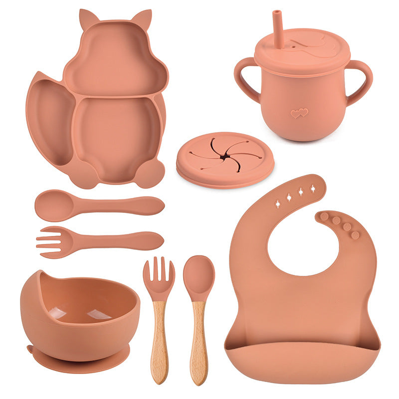 9-piece children's squirrel-shaped silicone tableware set, baby silicone food supplement set, children's silicone dinner plate