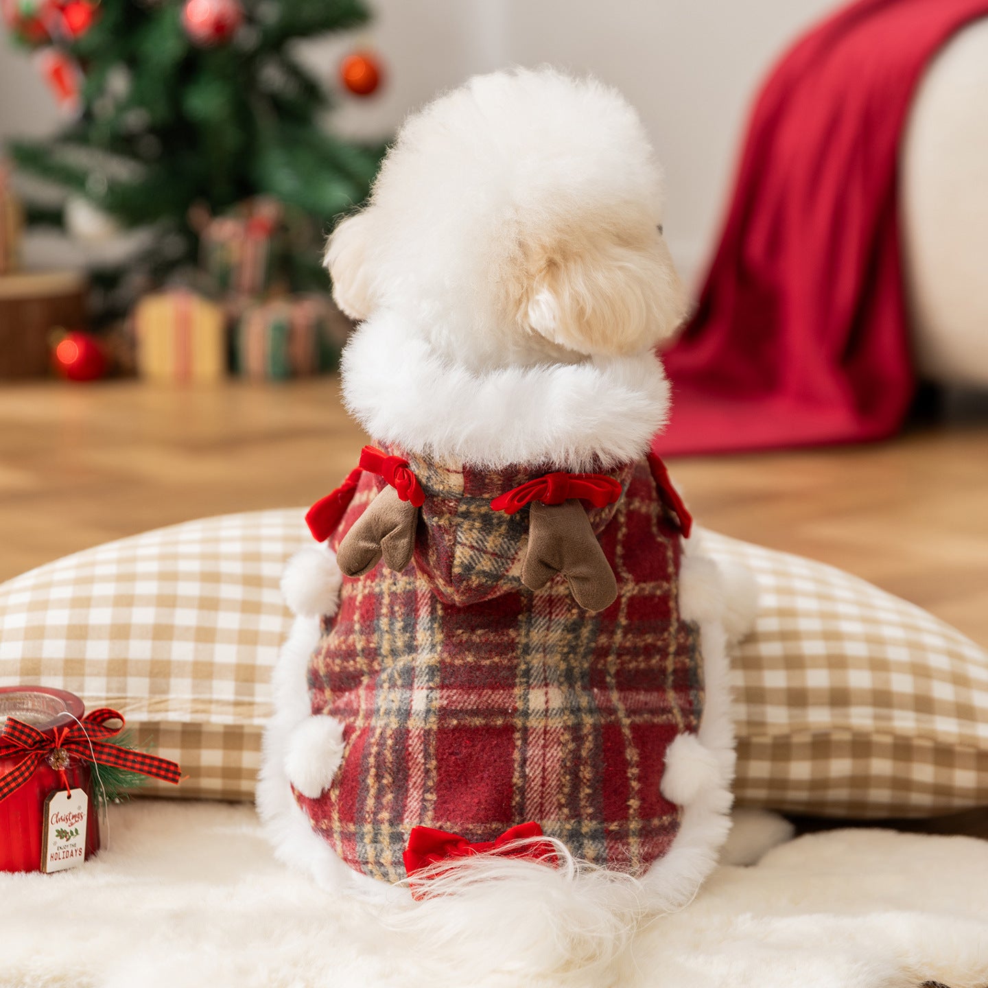 Autumn/Winter Dog Clothes: Plaid Christmas Leash, Cape, Hooded Fleece Sweater, Warm Pet Clothing for Bichon Frises and Teddy Bears