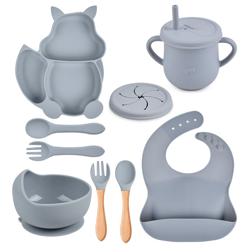 9-piece children's squirrel-shaped silicone tableware set, baby silicone food supplement set, children's silicone dinner plate