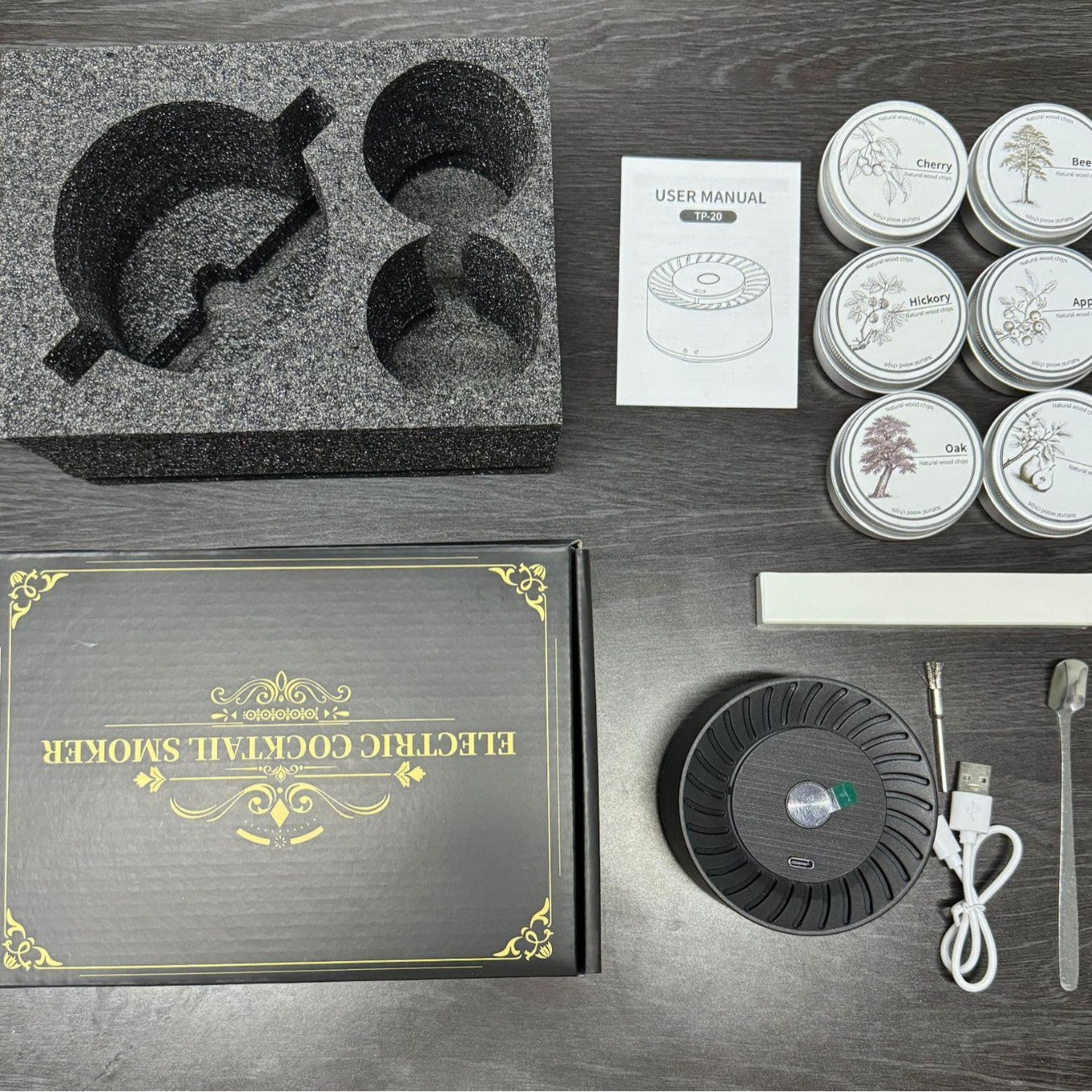 New cross-border electric whiskey smoker/bartender, water-free, reusable smoke machine for gourmet cooking.