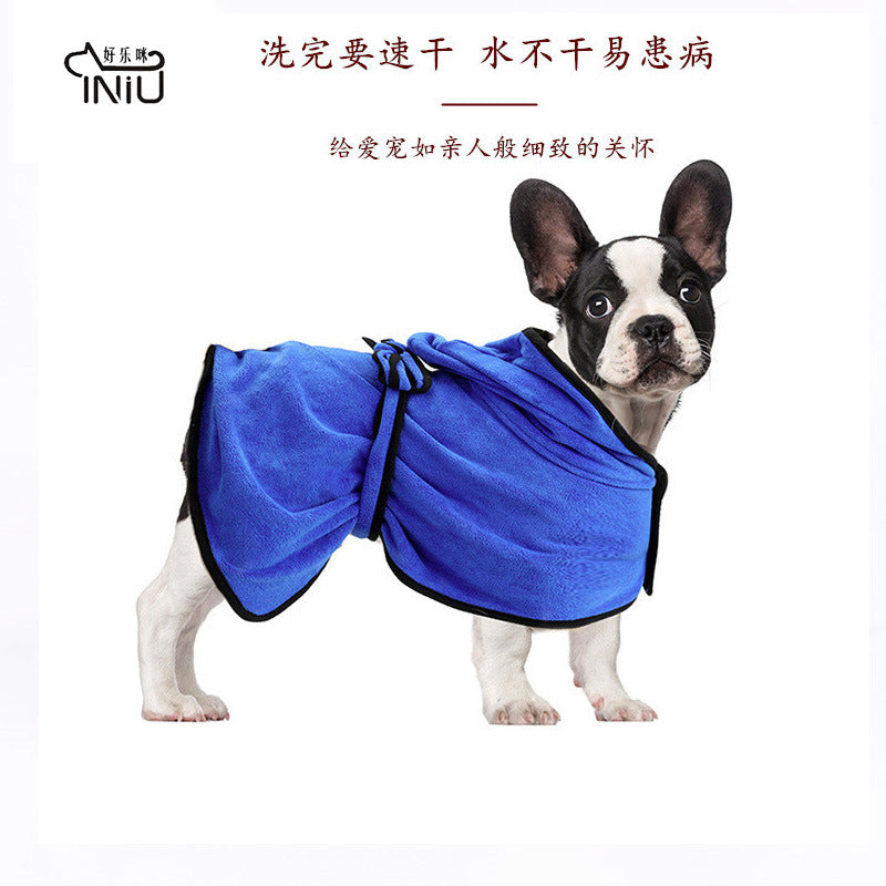 Dog bathrobes, pet store bath towels, cat-specific quick-drying wraps, super absorbent towels for bathing and showering.