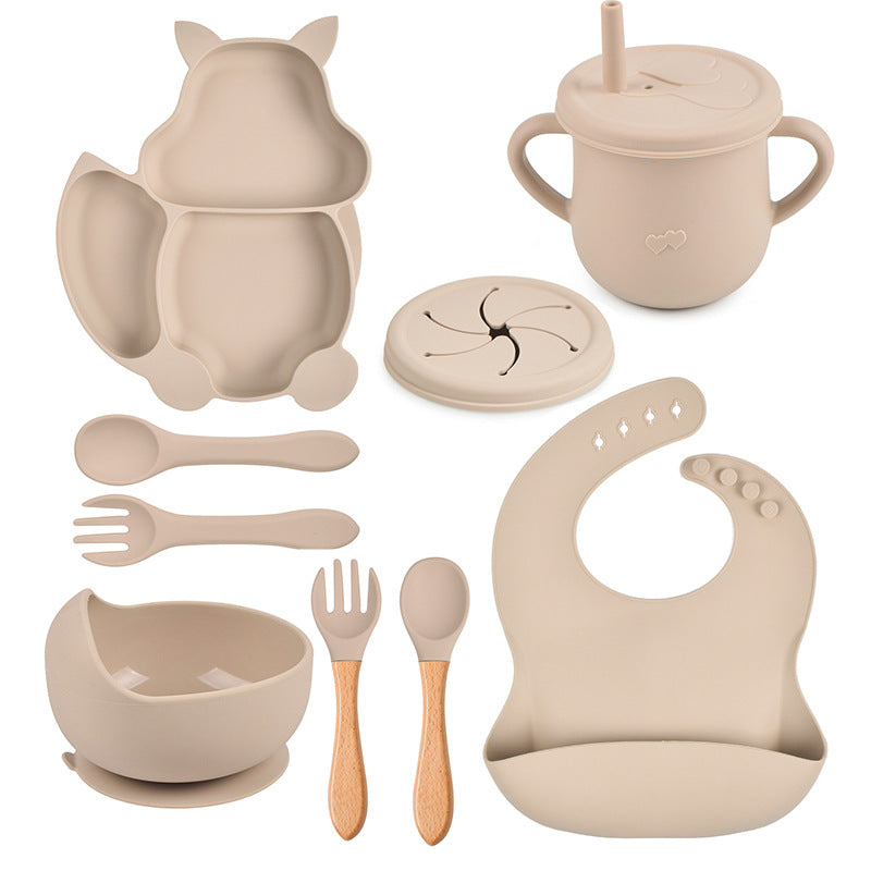 9-piece children's squirrel-shaped silicone tableware set, baby silicone food supplement set, children's silicone dinner plate