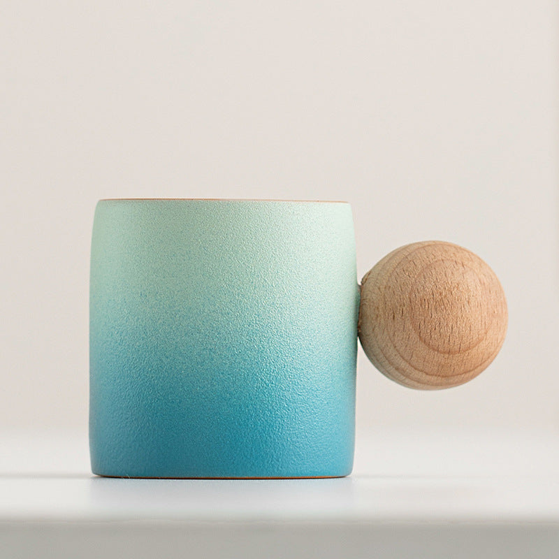 Wooden-handled coffee mug/tea tasting cup, gradient glaze exquisite ceramic small cup gift set wholesale.