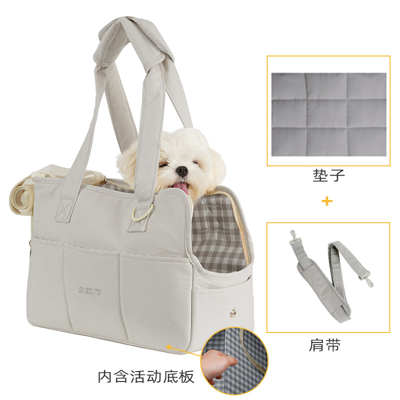 Pet carrier, dog carrying bag, cat bag, cat backpack, dog bag, portable pet carrying bag, airline carcass