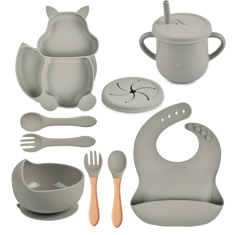 9-piece children's squirrel-shaped silicone tableware set, baby silicone food supplement set, children's silicone dinner plate